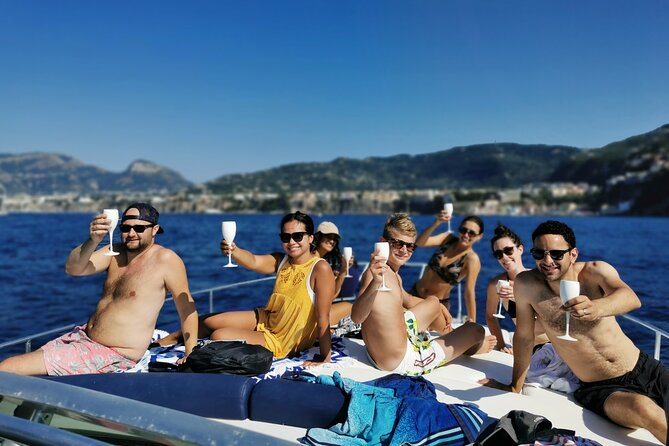 Daily Boat Tour of Amalfi and Positano From Sorrento