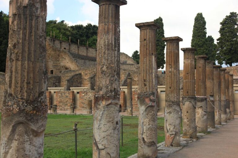 From Naples: Private Tour to Pompeii, Sorrento, and Positano