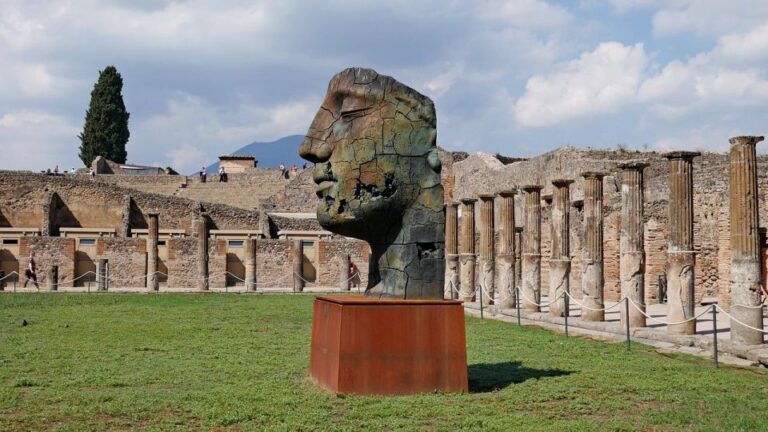 From Paestum:Pompeii Guided Tour With Wine Tasting and Lunch