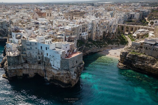 Full Day Tour by Car and Walking Among the Apulian Beauties