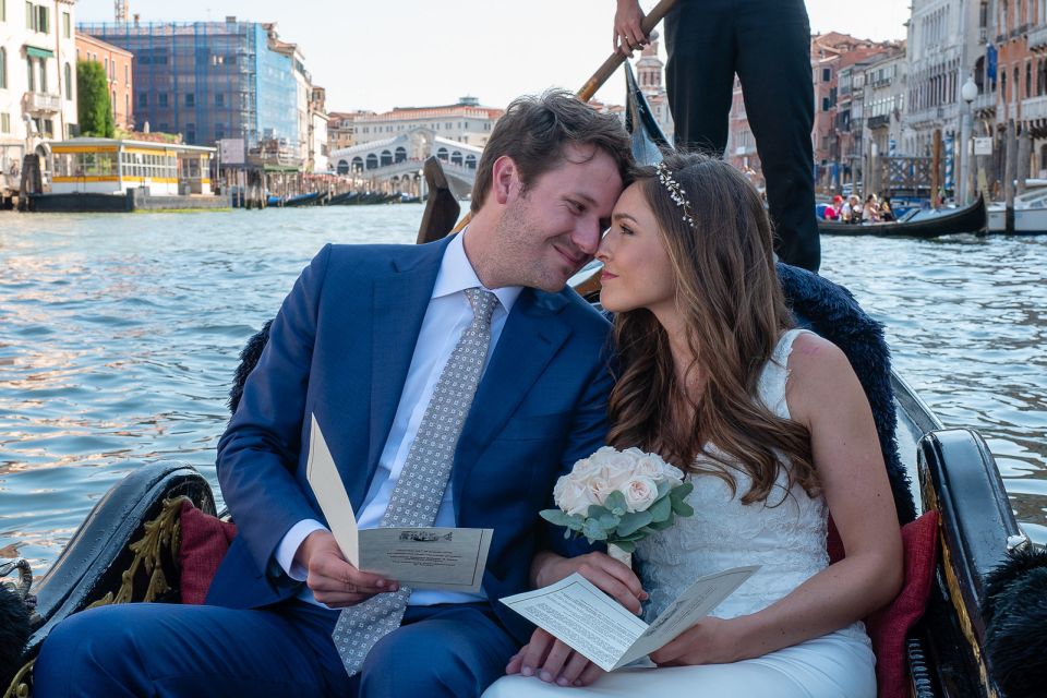 Grand Canal: Renew Your Wedding Vows on a Venetian Gondola - Experience Details