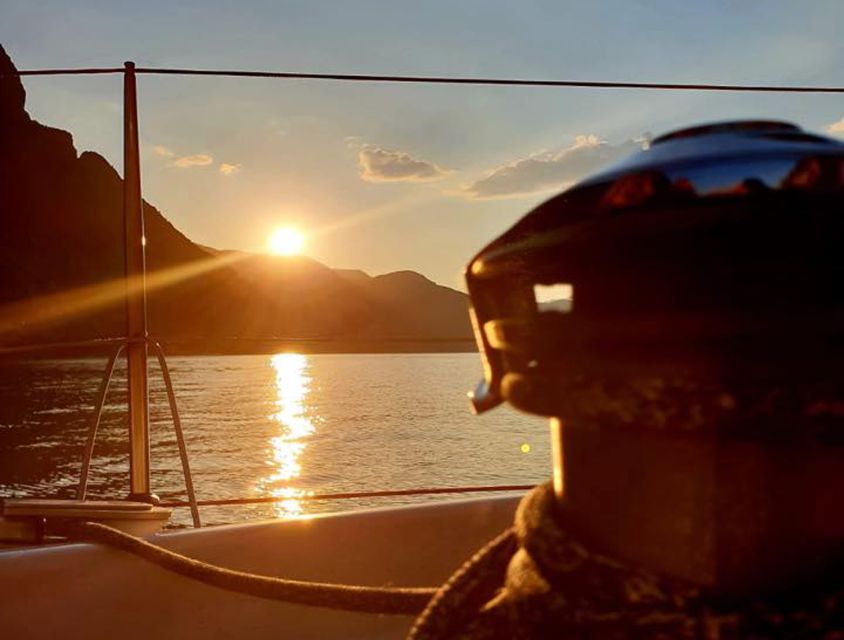 Lake Como: Romantic Sunset Experience - Experience Details