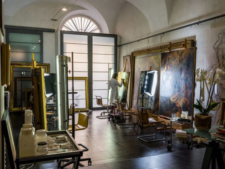 Rome: Art Restoration Experience