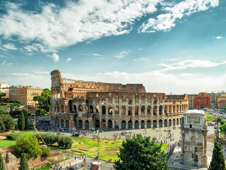 Rome: Private Immersive Colosseum Tour With Ancient Rome
