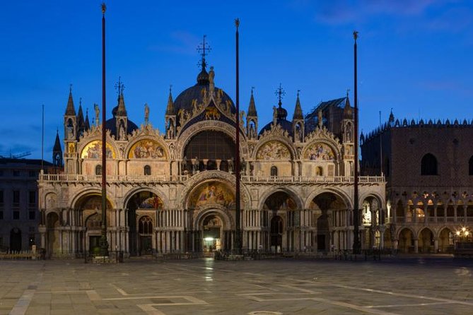 Saint Marks VIP Night Tour: Exclusive Access Small Group Tour