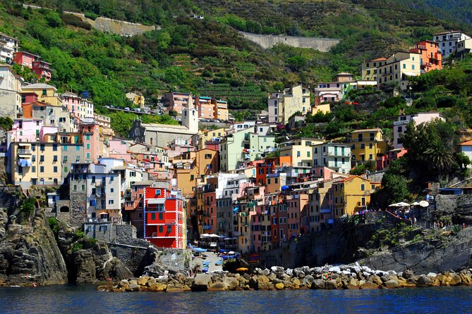 6/7-Hour Guided Tour Portovenere and Cinque Terre With Aperitif - Tour Inclusions