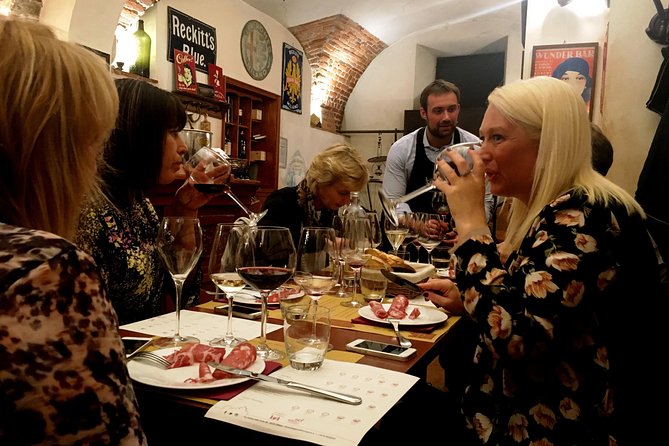 Italian Wine Tasting in Milan - Tasting Experience