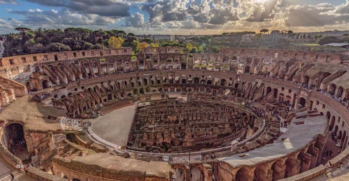 Rome: Roman Piazzas With Colosseum and Roman Forum Tour - Tour Description