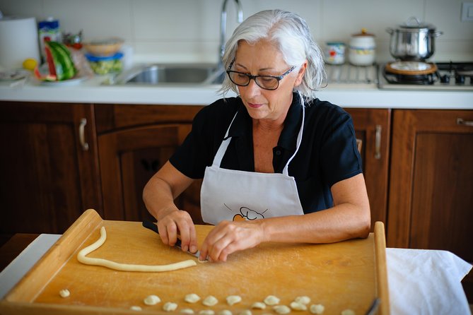 Share Your Pasta Love: Small Group Pasta and Tiramisu Class in Lecce - Inclusions