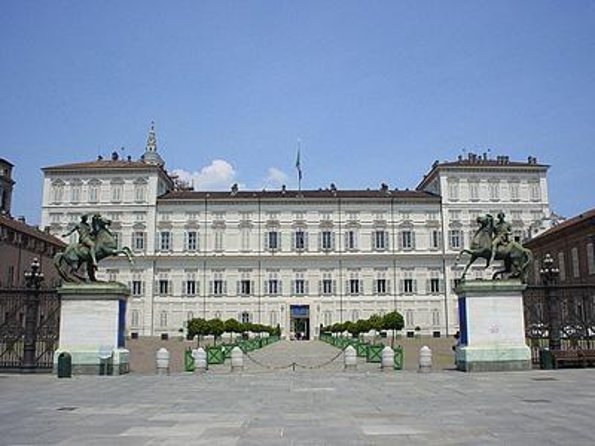 Small-group Royal Palace Skip-the-line Tour - Meeting Point and Time