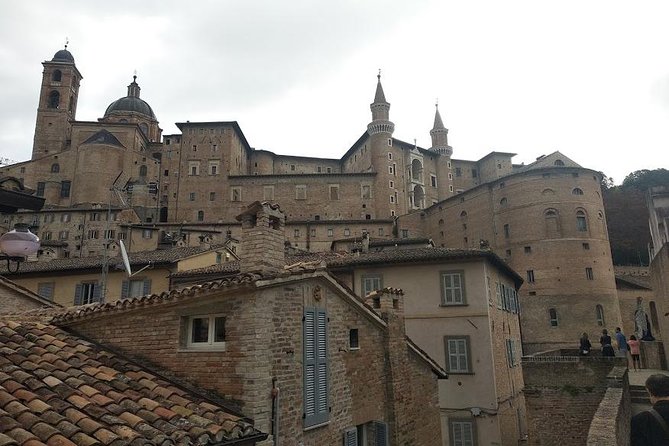 Urbino and Palazzo Ducale - End Point and Opening Hours