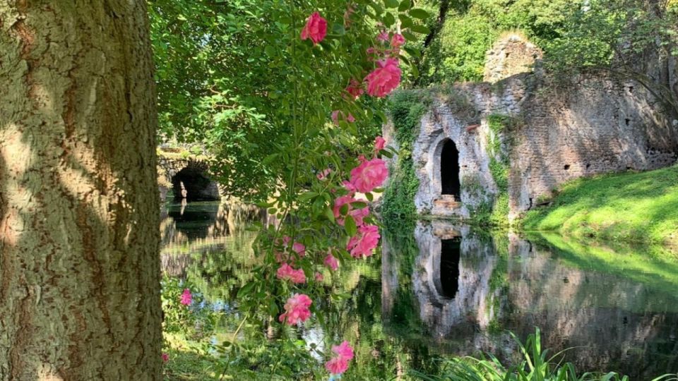 From Rome: Entrance Ticket to the Ninfa Gardens - Private Group Experience Highlights