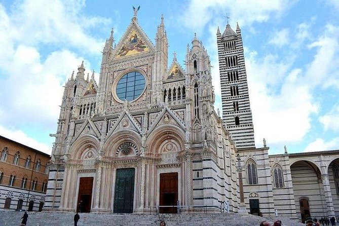 Siena, San Gimignano and Chianti Wine Small Group From Montecatini Terme - Meeting Point