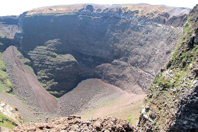 Skip-The-Line Pompeii & Volcano Vesuvius Day Tour W Hotel or Port Pickup - Geology Expert Guided Visit