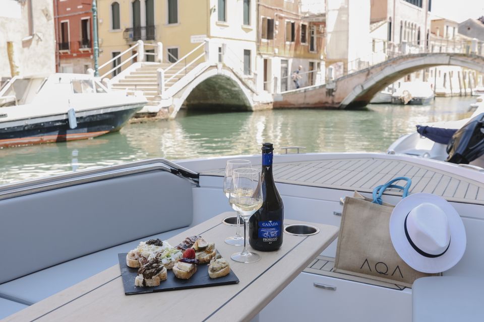Venice: Explore Venice on Electric Boat - Inclusions on the Electric Boat