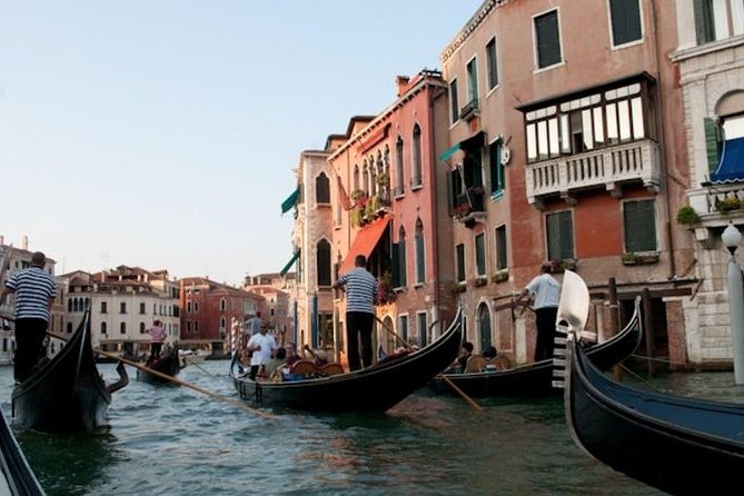 Venice Walking Tour and Gondola Ride - Gondola Ride Experience