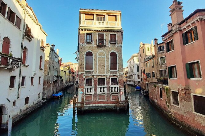 Walking Tour and Enchanting Gondola Journey in Venice - Reviews