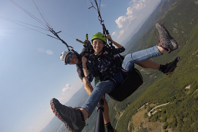 1 Hour Private Guided Paragliding Adventure in Rome - Meeting Point Information