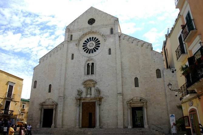 Bari Walking Tour in Small Group - Booking and Cancellation Policy