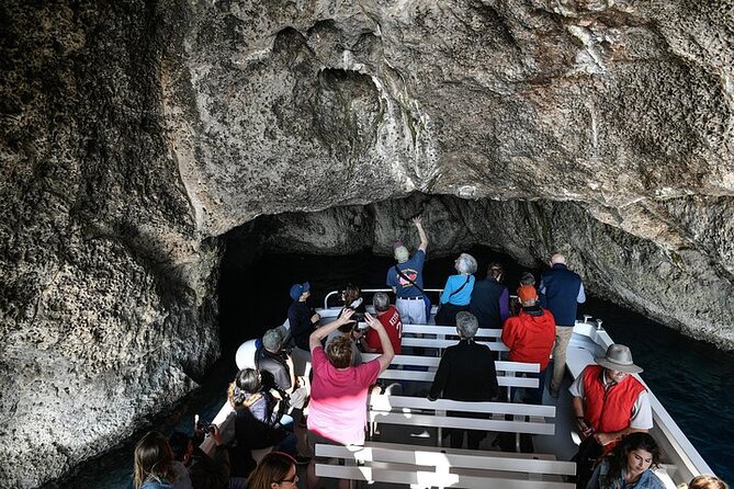 Full-Day Guided Boat Tour to Capri Island From Sorrento - Reviews and Ratings