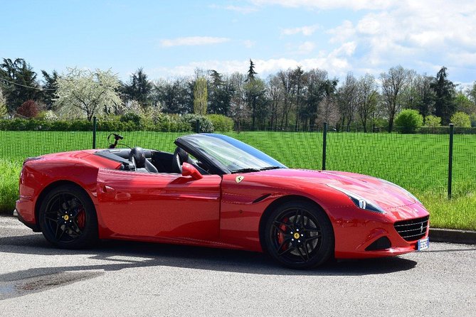 Test Drive in Maranello Ferrari California T 560cv - Schedule and Requirements