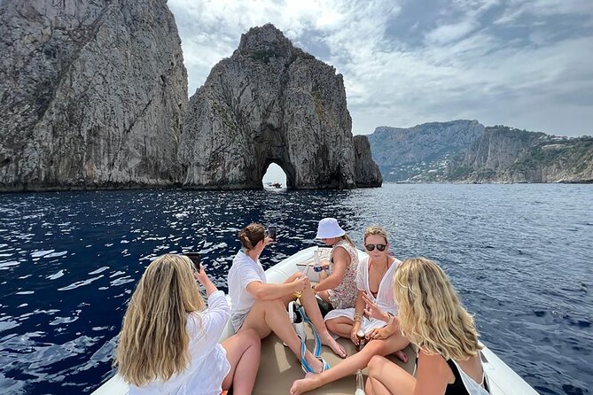 Blue Grotto and Capri All Inclusive Private Boat Tour - Customer Reviews