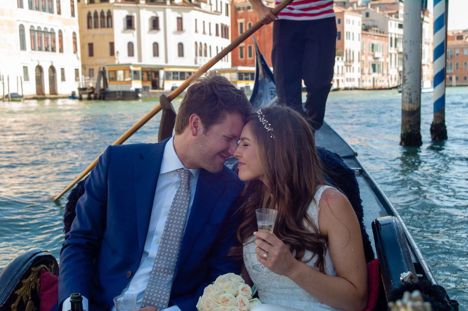 Grand Canal: Renew Your Wedding Vows on a Venetian Gondola - Important Information