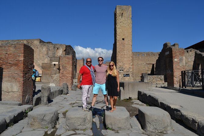 Pompeii Full-Day Tour Including All Highlights and Newly Opened Houses - Directions and Booking