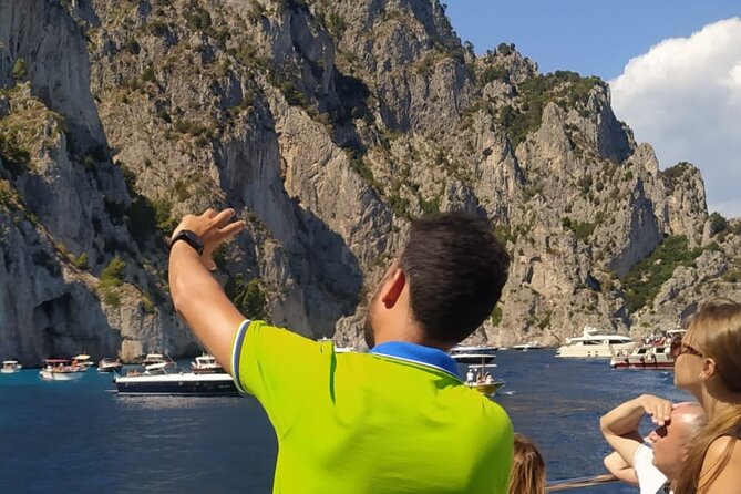 Private One Day Walking Tour of Capri With Guide - Reviews