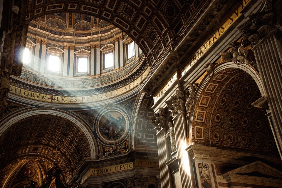 Vatican: Exclusive Sistine Chapel & Museums After-Hours Tour - Meeting Point and Important Information