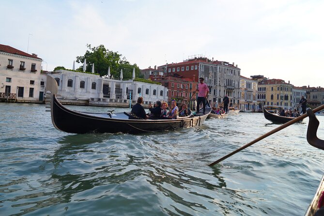 Venice: Charming Gondola Ride on the Grand Canal - Positive Feedback