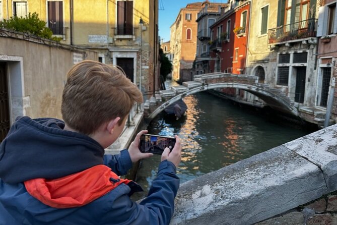 Venice Cicchetti & Spritz Food Tour in Cannaregio With Dinner - Meeting & End Points