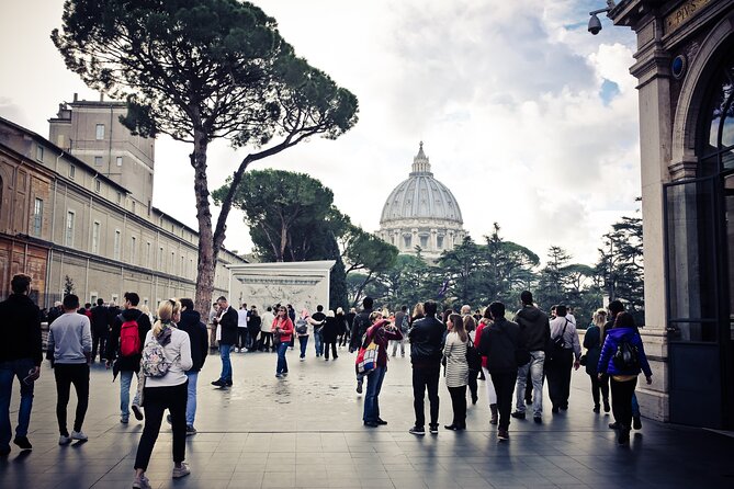 1-Day Rome: Vatican & Colosseum Tour - Accessibility and Restrictions