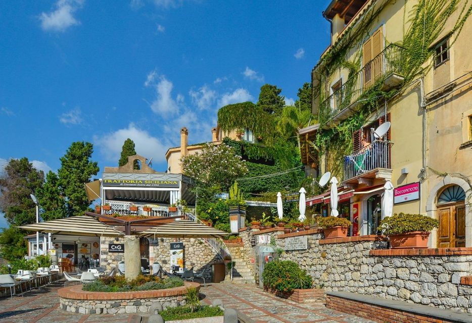 Private Tour of Taormina, Castelmola, and Isola Bella From Catania - Meeting Point Details