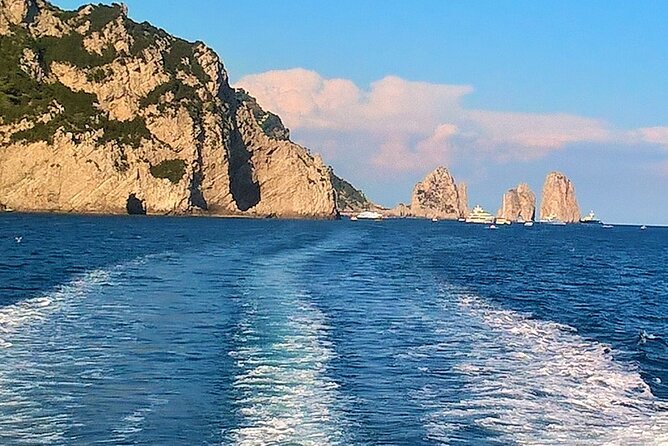 The Secrets of Capri. Choose the Best With Your Personal Guide - Easy Directions for a Hassle-Free Start