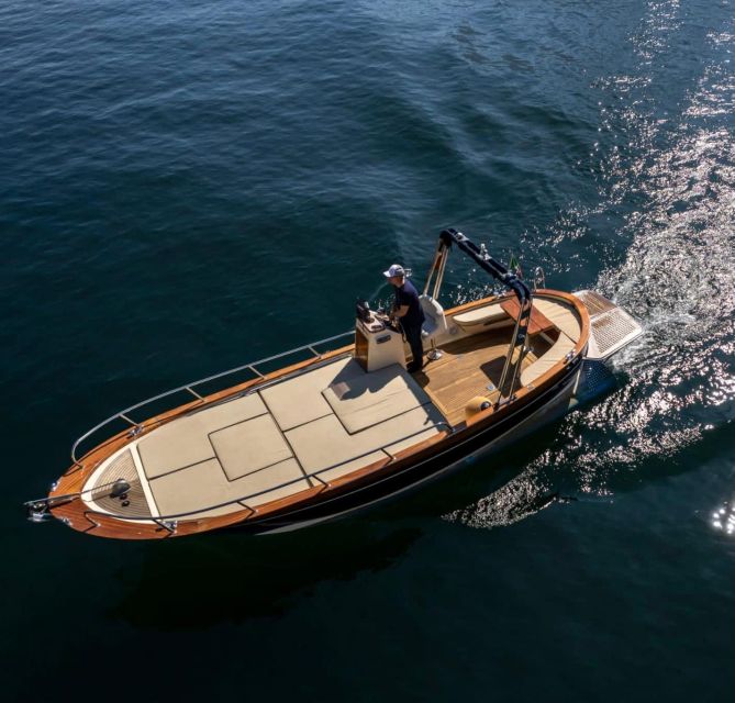 Lake Como on Classic Wooden Boat - Meeting Point