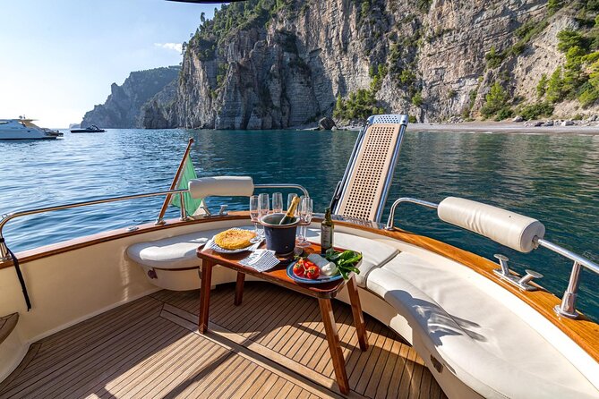 Private Boat Tour From Sorrento to Capri - Apreamare 10 - Customer Reviews