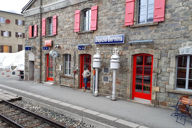 Lake Como, Swiss Alps and Bernina Train. From Milan - Additional Information and FAQs