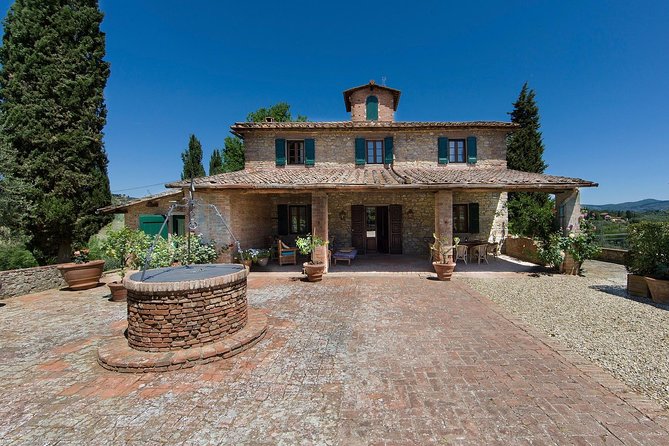 Authentic Culinary Experience in a Tuscan Family Estate - Just The Basics