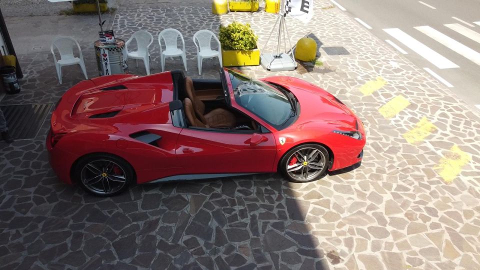 Maranello: Test Drive Ferrari 488 Spider - Just The Basics