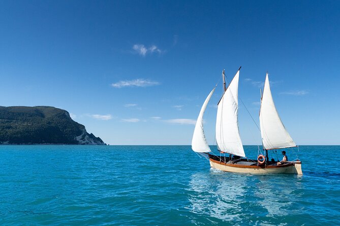 Private Traditional Sailboat Tour With Lunch in Numana - Just The Basics