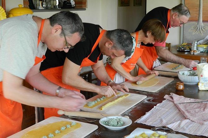 Private Tuscany Cooking Lessons With a Professional Chef - Just The Basics