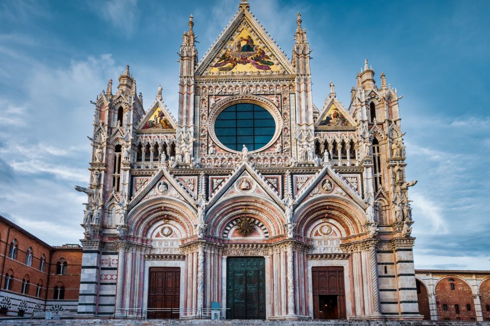 Siena San Gimignano Private Full-Day Tour by Deluxe Car - Just The Basics