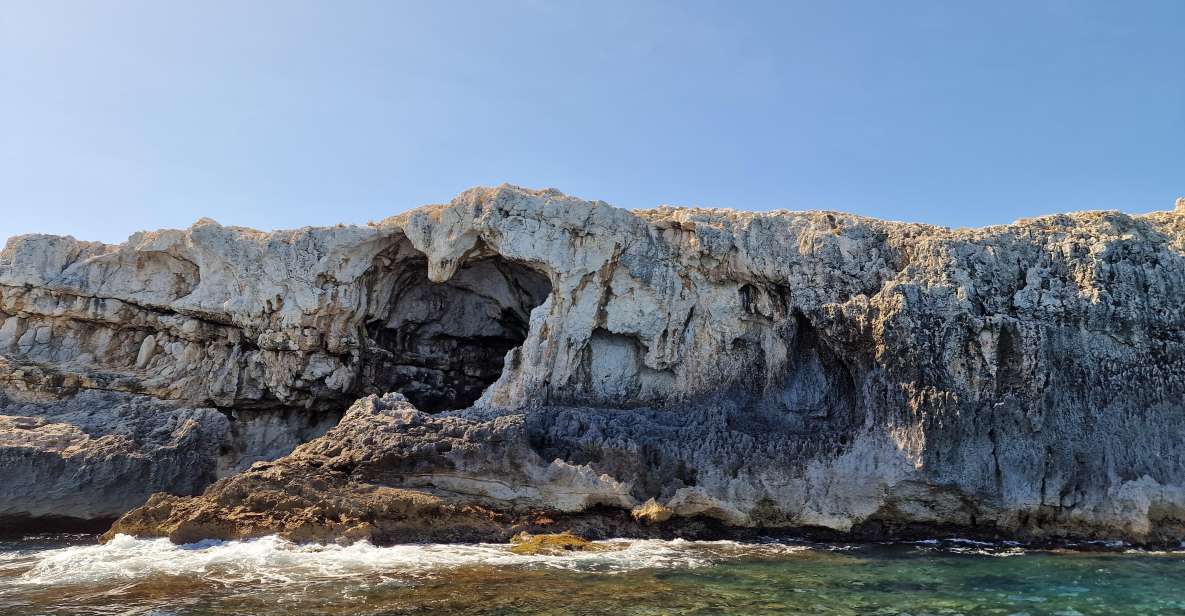 Siracusa:Ortigia & Sea Caves Boat Tour and Apertif at Sunset - Just The Basics