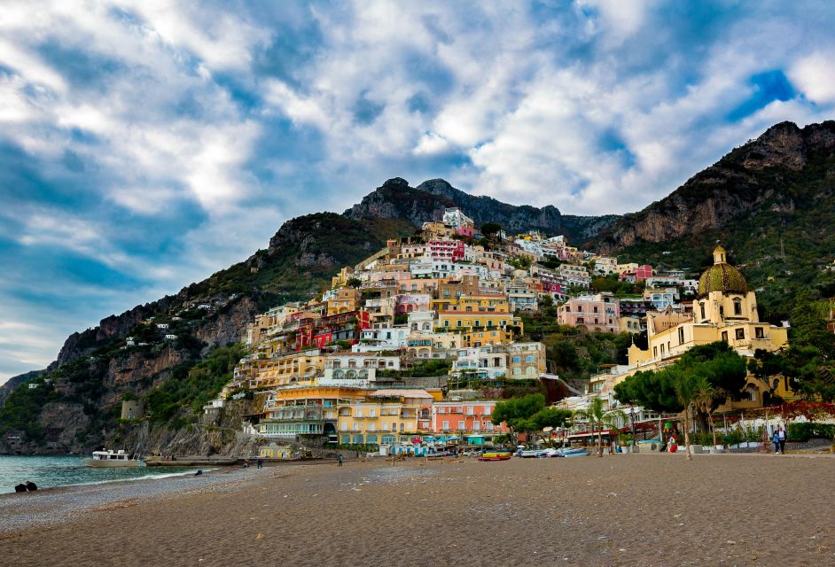 Tour Di Positano Sorrento and Pompeii From Naples - Just The Basics