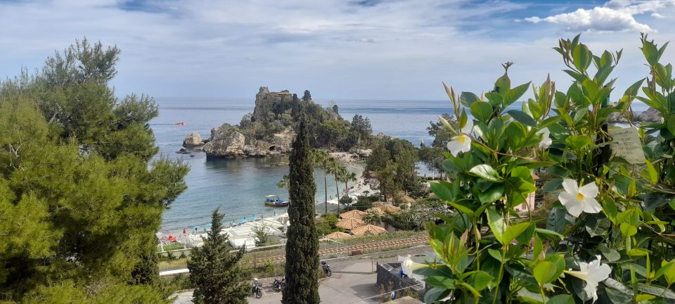 Tour From Messina to Taormina, Castelmola, Isola Bella - Just The Basics