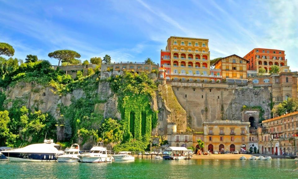 Transport From Naples, Amalfi Coast and Sorrento to Rome - Live Tour Guide and Pickup