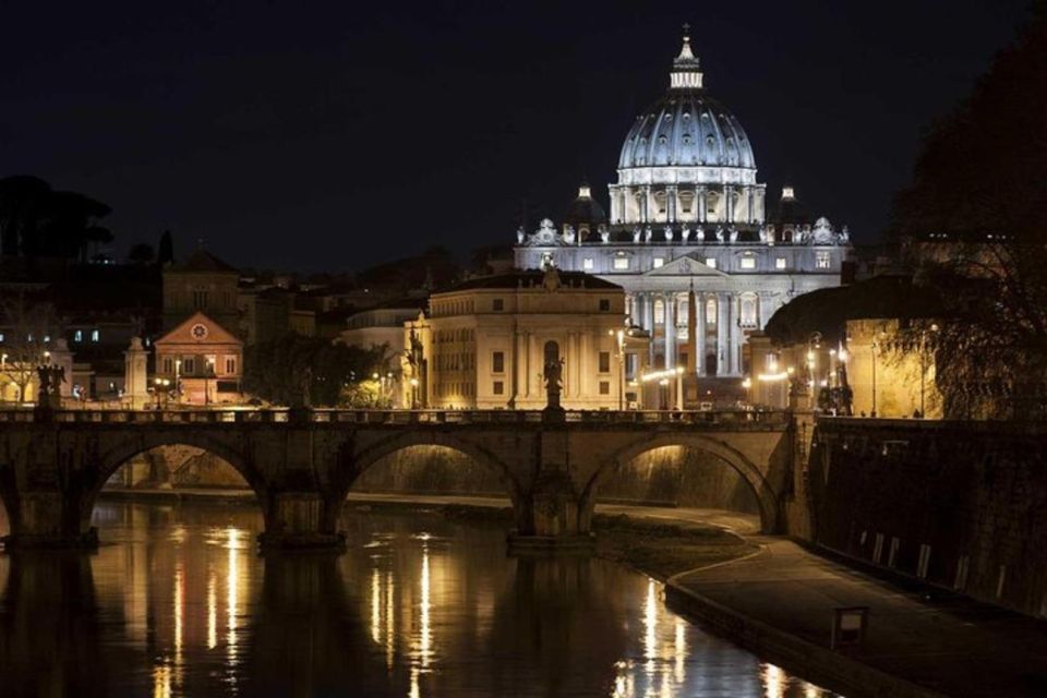 Vatican Museums and Sistine Chapel Private Tour BY NIGHT - Just The Basics