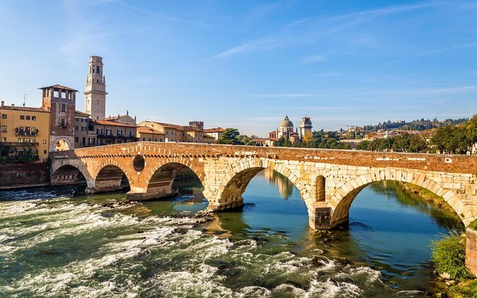 Verona Full-Day Tour From Lake Garda - Just The Basics