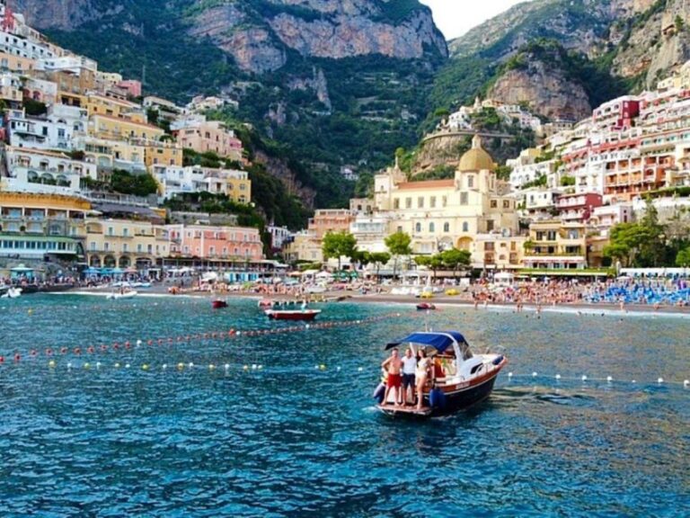 Amalfi: Private Sunset Cruise of the Amalfi Coast